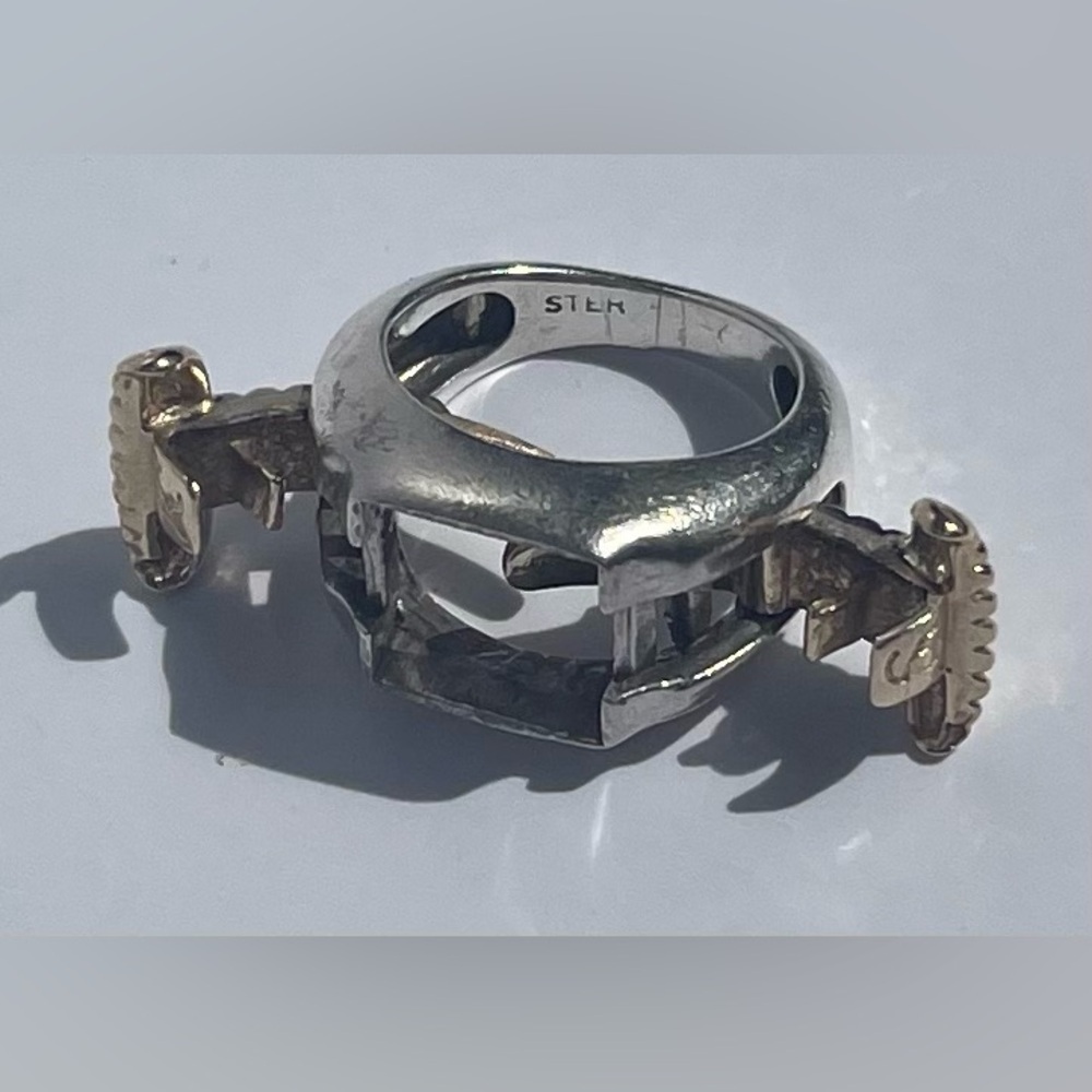 Women’s Caerleon Silver and Gold Ring with Interchangeable Gemstones. - Picture 5 of 16